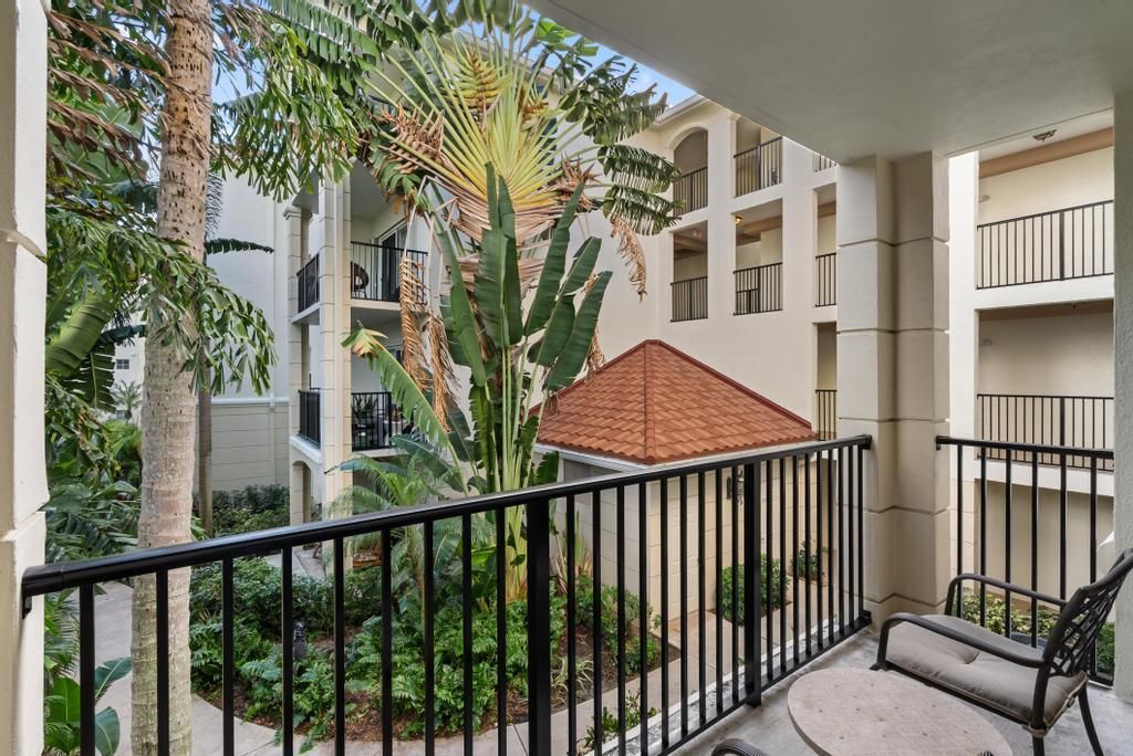 2202 Tuscany Way, Boynton Beach, FL 33435 Photo