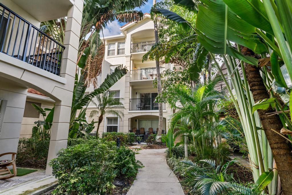 2202 Tuscany Way, Boynton Beach, FL 33435 Photo