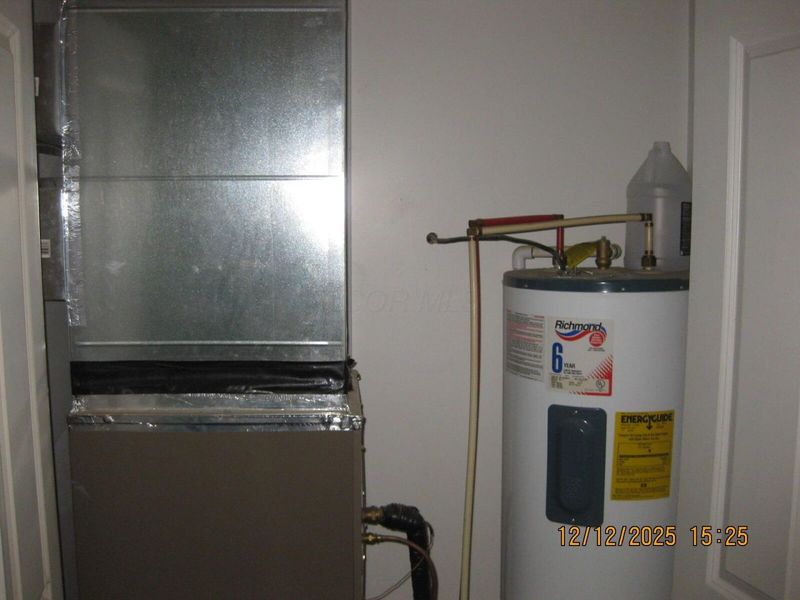 8873 Canoe Drive, Galloway, OH 43119 Photo 10