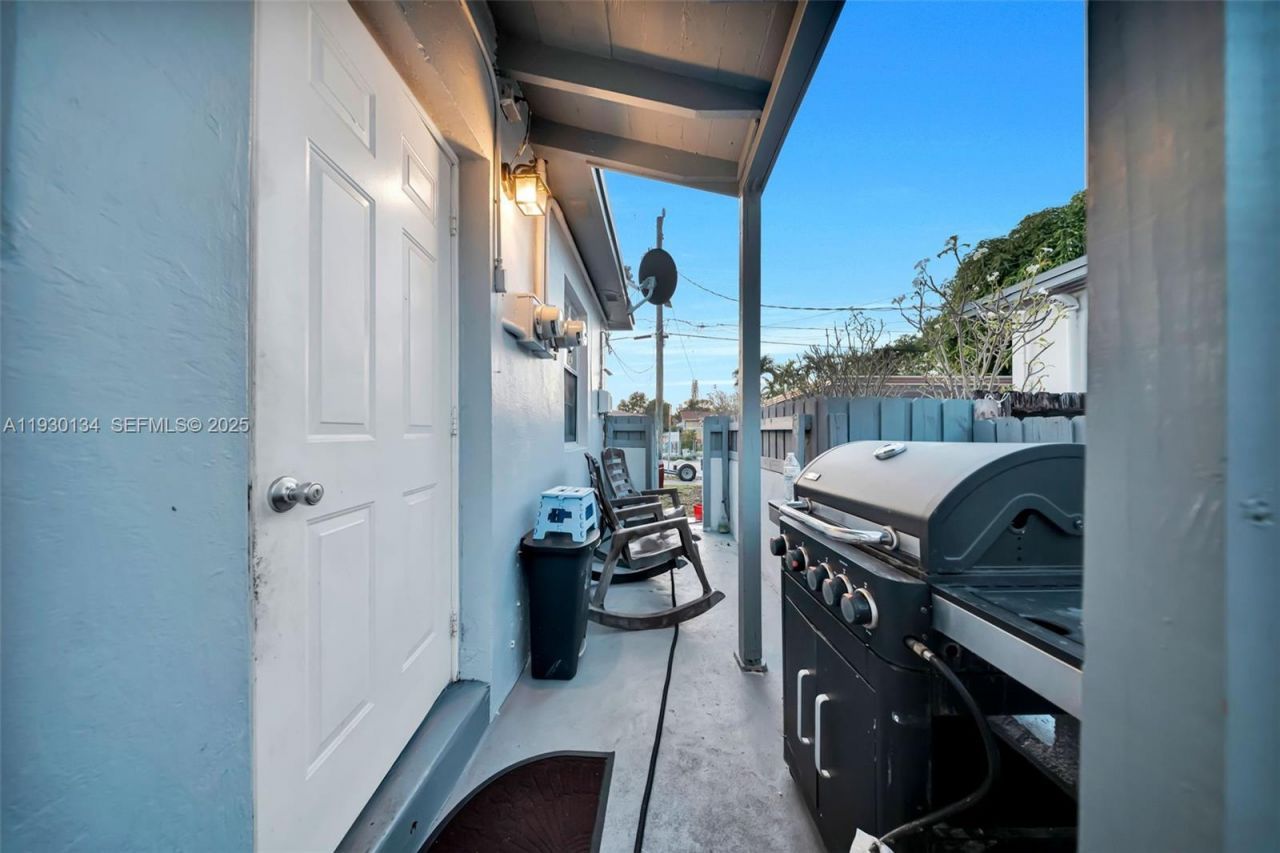 115 NW 56th Ave, Miami, FL 33126 Photo