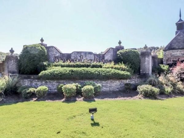 708 Paddock Cove, Oxford, MS 39655