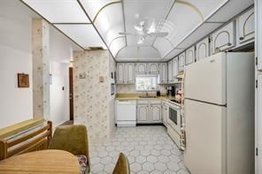 9511 N Hollybrook Lake Drive, Unit 207, Pembroke Pines, FL 33025 Photo