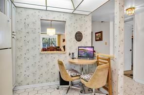 9511 N Hollybrook Lake Drive, Unit 207, Pembroke Pines, FL 33025 Photo