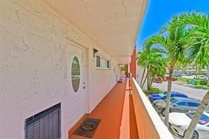 9511 N Hollybrook Lake Drive, Unit 207, Pembroke Pines, FL 33025 Photo