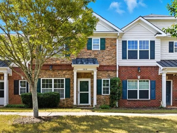 2818 Village Trace, Atlanta, GA 30344