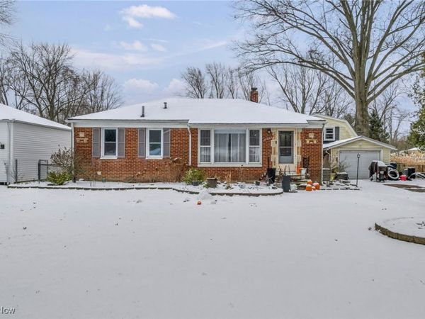 37865 Lorie Boulevard, Avon, OH 44011