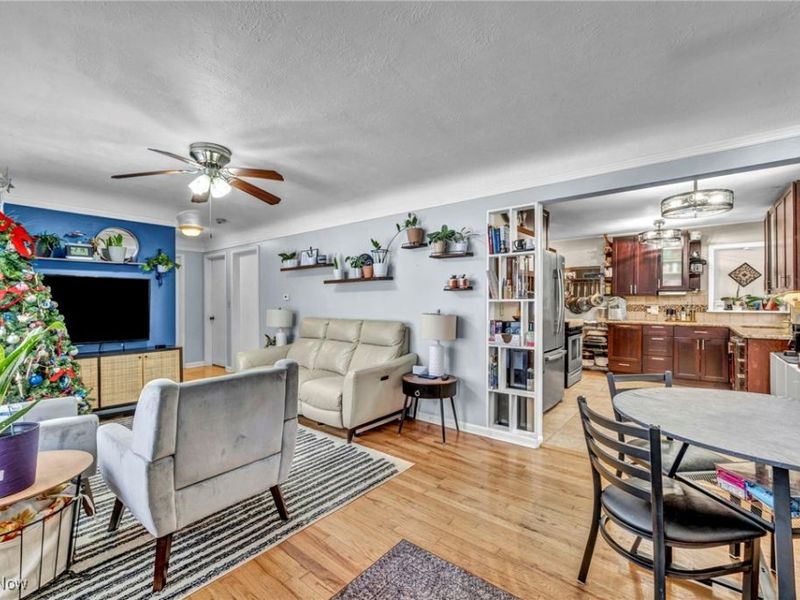 37865 Lorie Boulevard, Avon, OH 44011 Photo 8