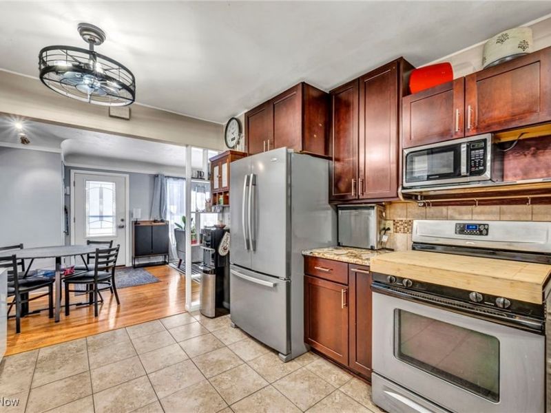 37865 Lorie Boulevard, Avon, OH 44011 Photo 9