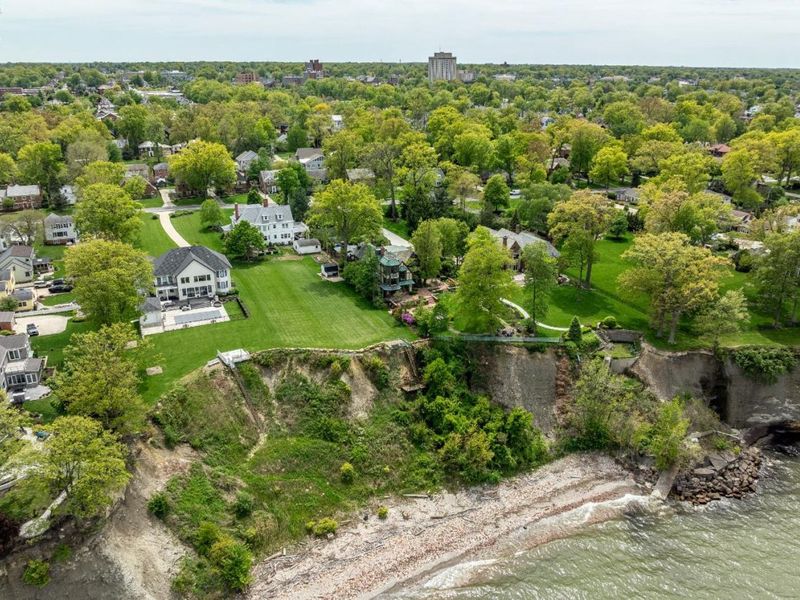 13904 Edgewater, Lakewood, OH 44107 Photo 82