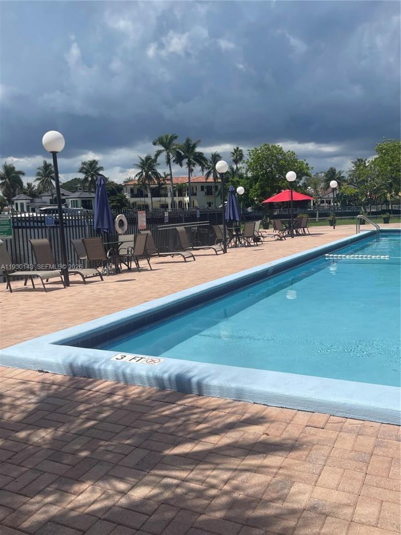 801 Three Islands Blvd, Unit 107, Hallandale Beach, FL 33009 Photo