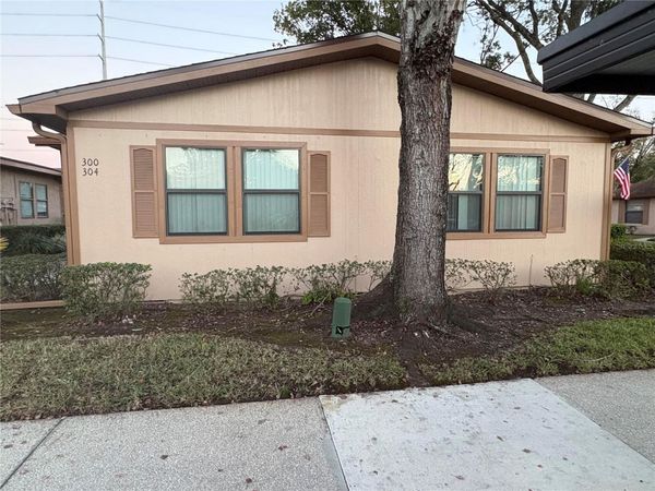 304 ERON WAY, Unit 2, WINTER GARDEN, FL 34787