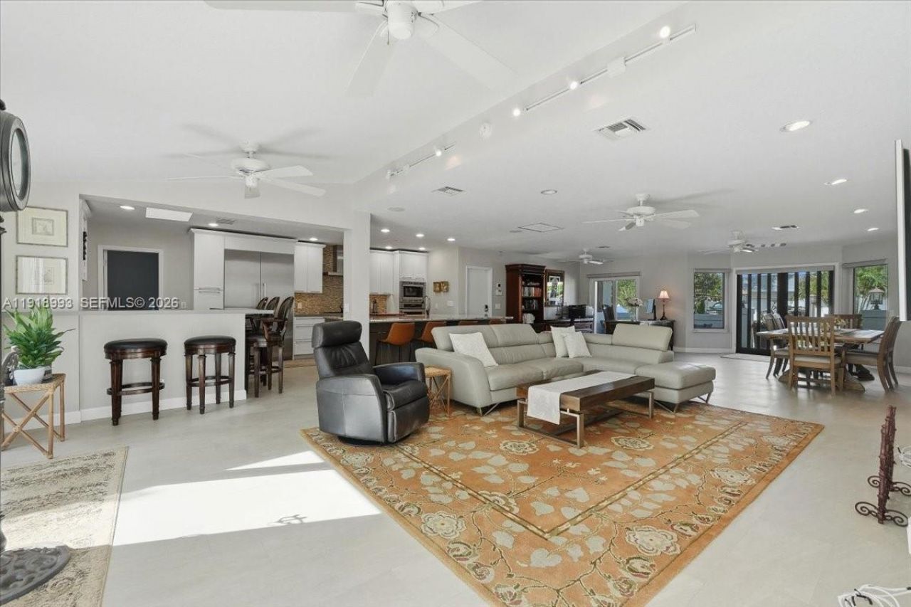 2662 NE 3rd St, Pompano Beach, FL 33062 Photo