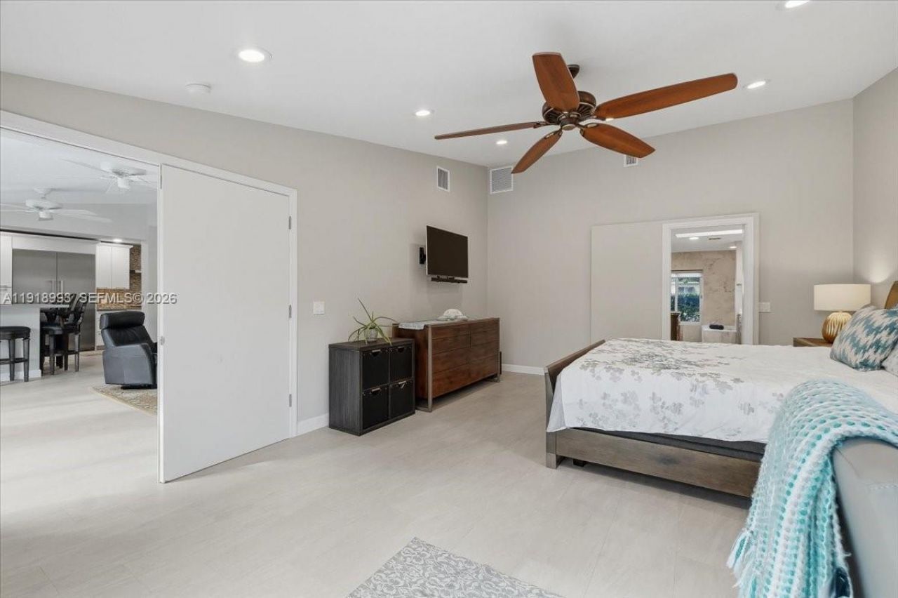 2662 NE 3rd St, Pompano Beach, FL 33062 Photo