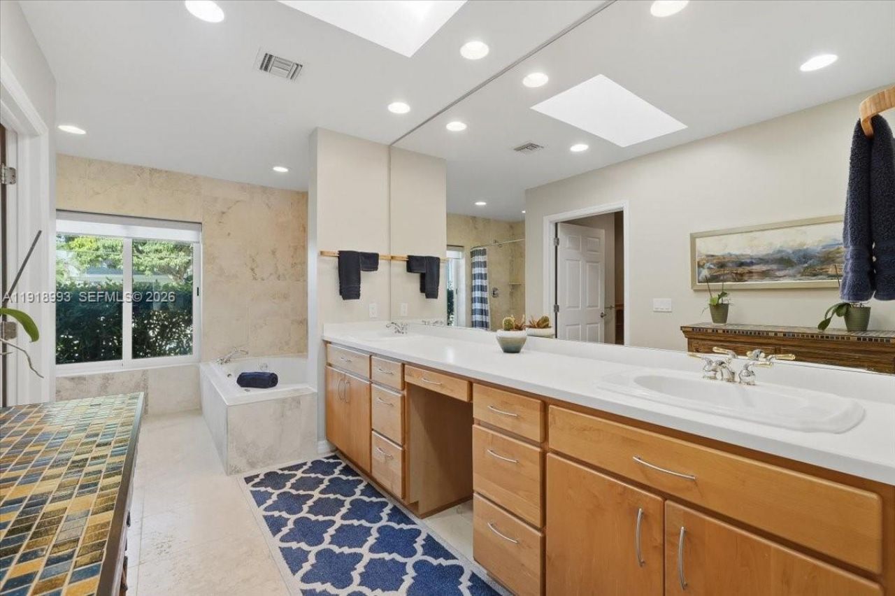 2662 NE 3rd St, Pompano Beach, FL 33062 Photo