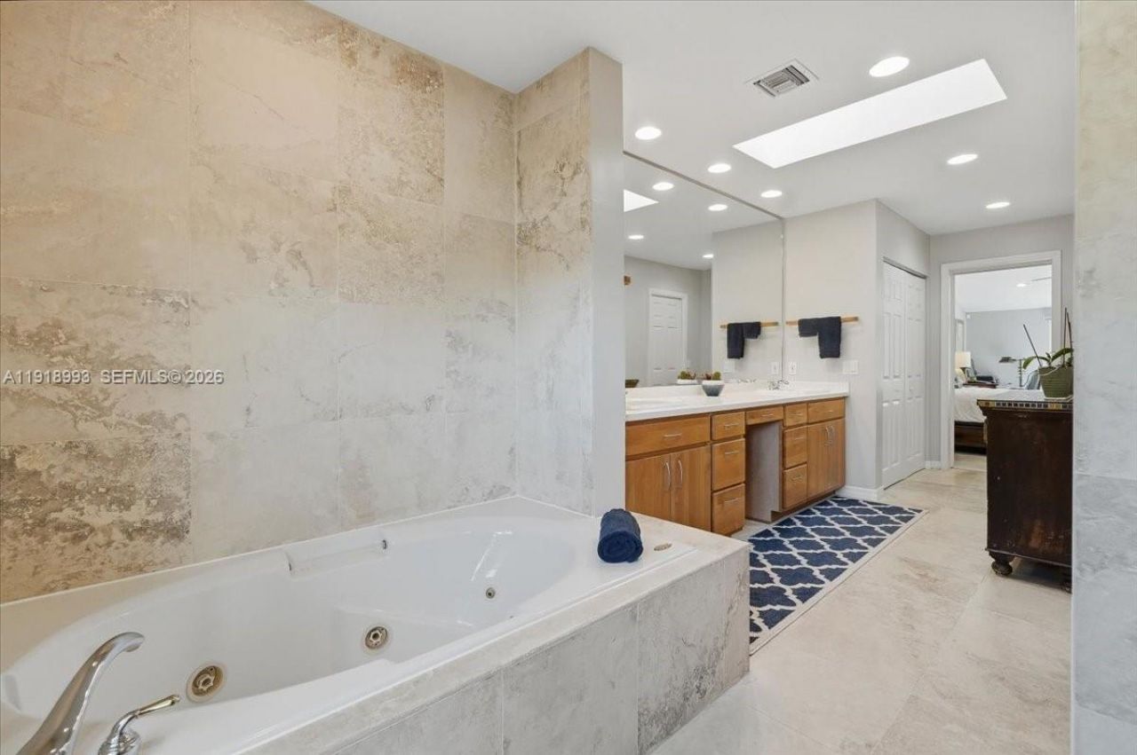 2662 NE 3rd St, Pompano Beach, FL 33062 Photo