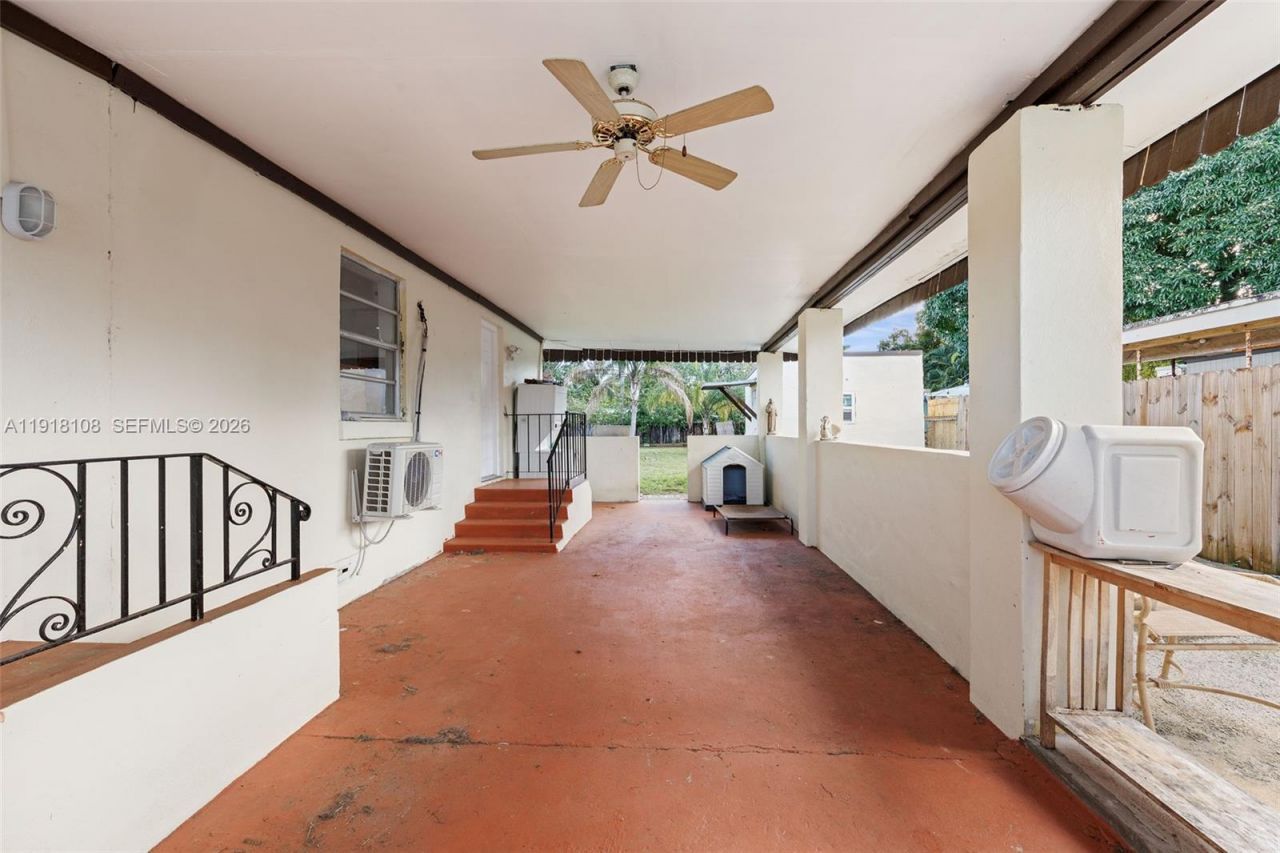 1464 SW 29th Ave, Fort Lauderdale, FL 33312 Photo