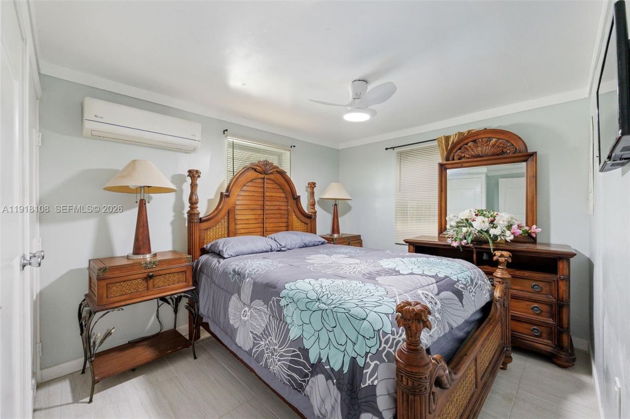 1464 SW 29th Ave, Fort Lauderdale, FL 33312 Photo