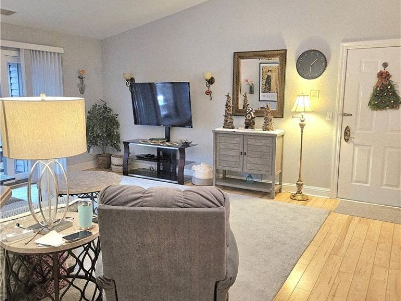 3800 Rosemont Boulevard, Unit 103 E, Fairlawn, OH 44333 Photo 13