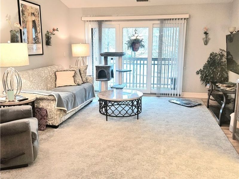 3800 Rosemont Boulevard, Unit 103 E, Fairlawn, OH 44333 Photo 4