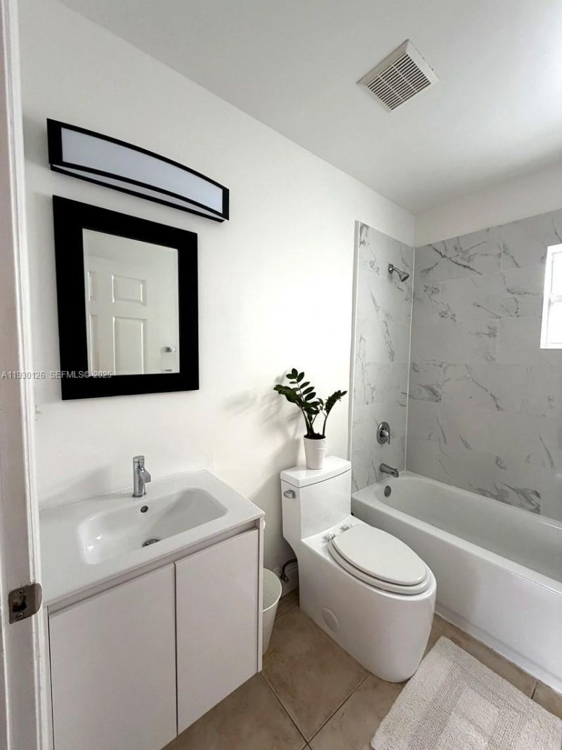 1304 NW 3rd St, Fort Lauderdale, FL 33311 Photo