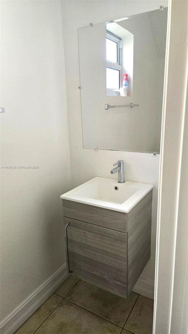 1304 NW 3rd St, Fort Lauderdale, FL 33311 Photo