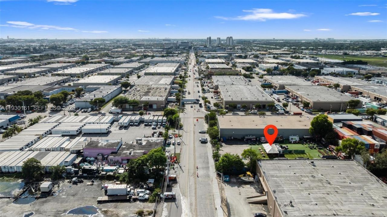 7070 NW 84th Ave, Medley, FL 33166 Photo