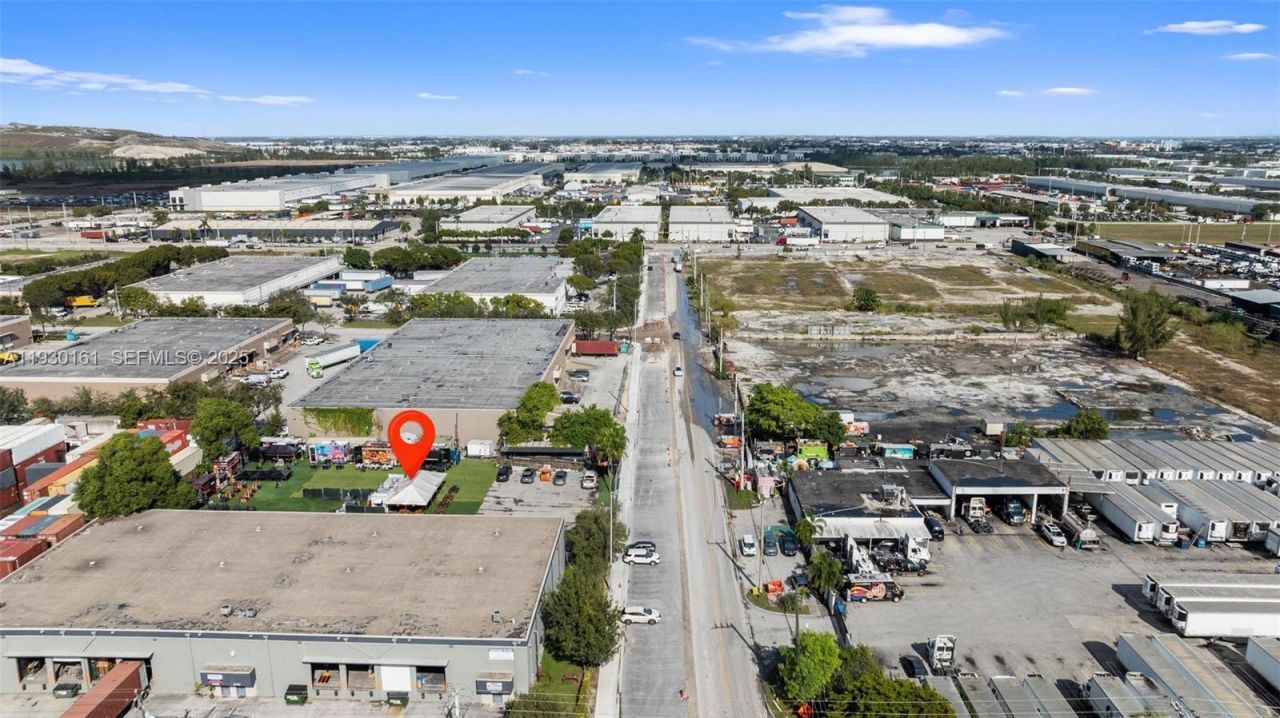 7070 NW 84th Ave, Medley, FL 33166 Photo