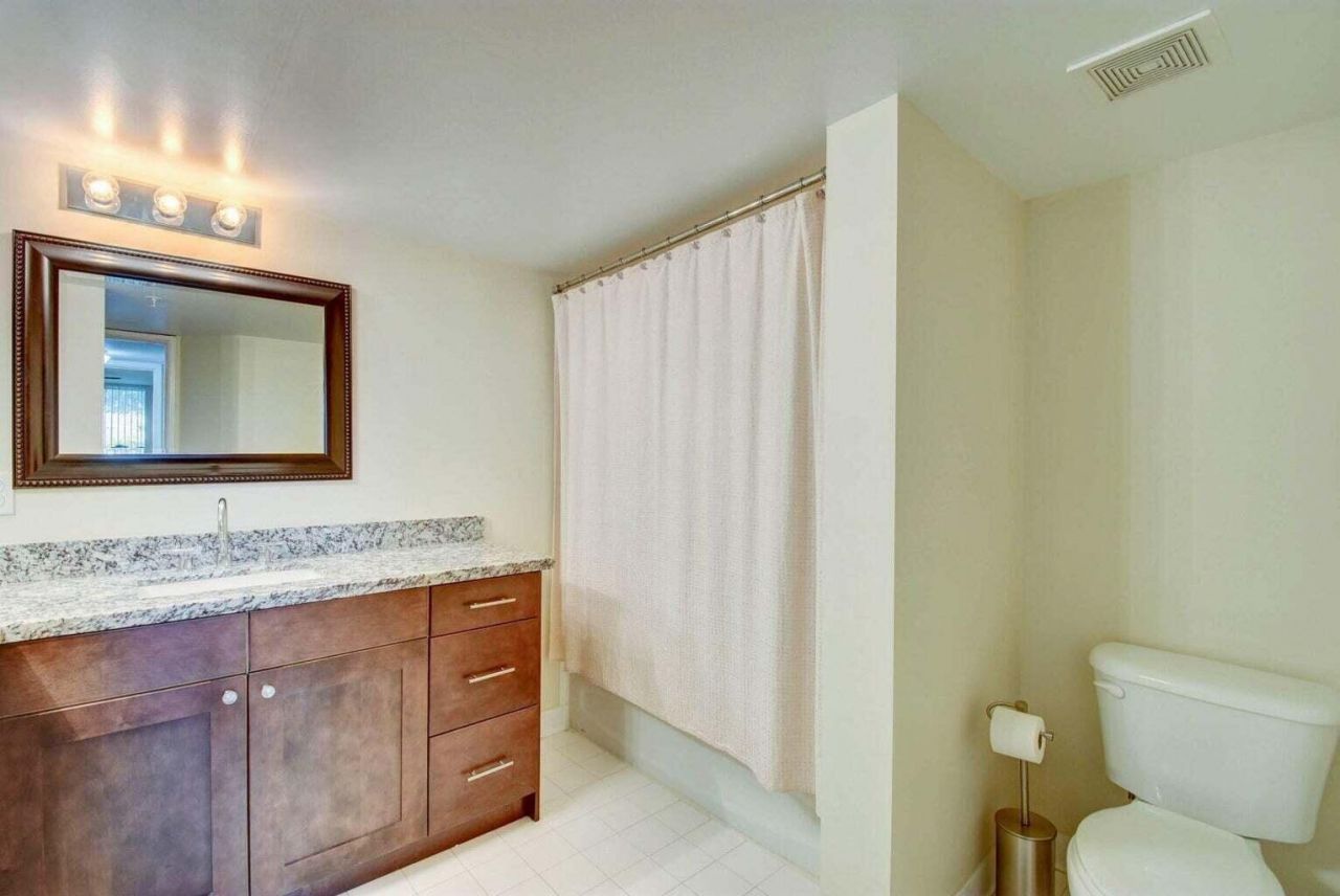 900 Scotia Drive, Unit 105, Hypoluxo, FL 33462 Photo