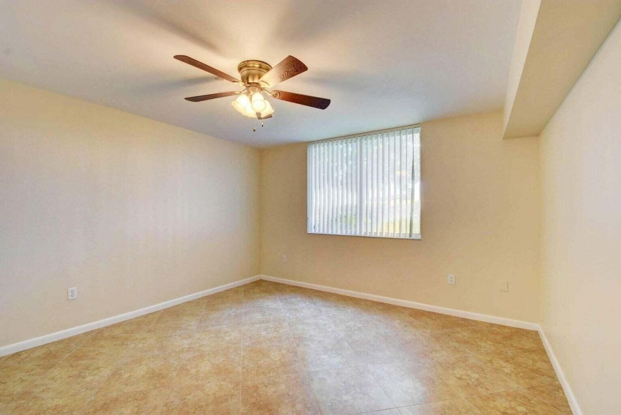 900 Scotia Drive, Unit 105, Hypoluxo, FL 33462 Photo