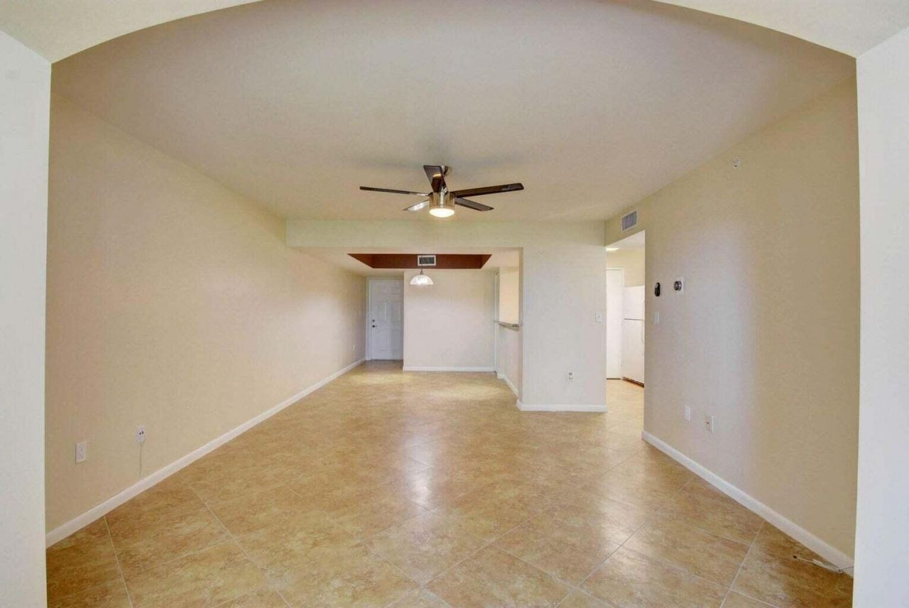 900 Scotia Drive, Unit 105, Hypoluxo, FL 33462 Photo