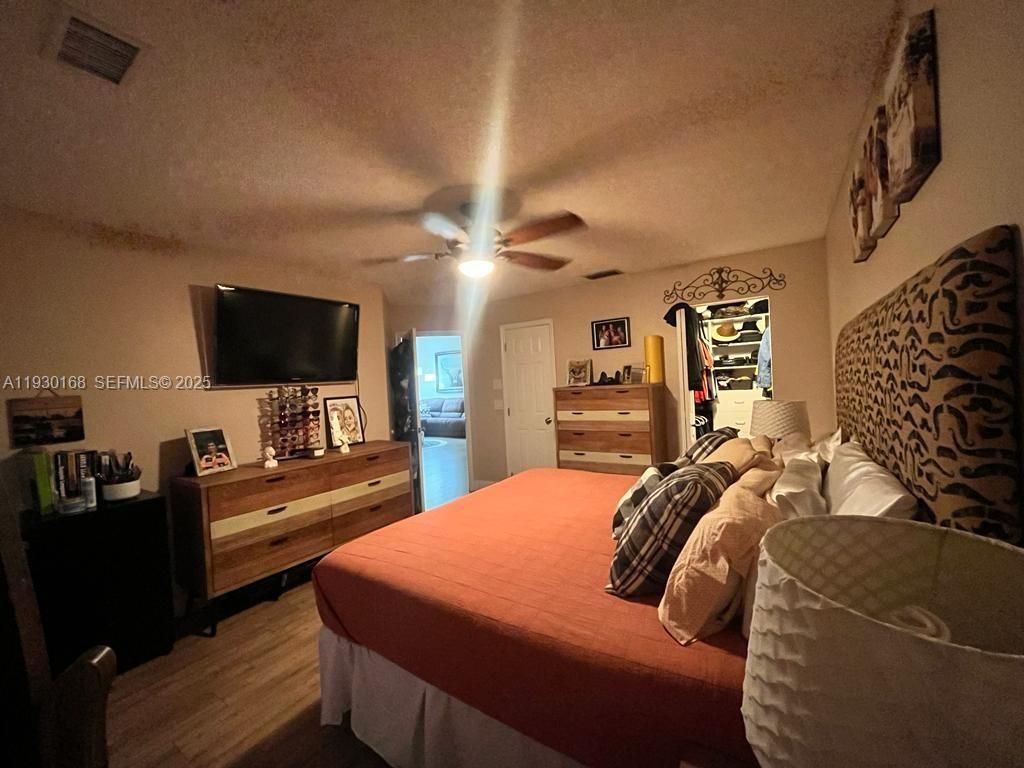 930 SW 109th Ave, Unit ., Pembroke Pines, FL 33025 Photo