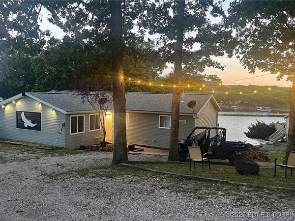 33439 Evanston Road, Sunrise Beach, MO 65079