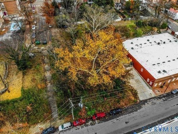 2400 E Franklin Street , Richmond, VA 23223