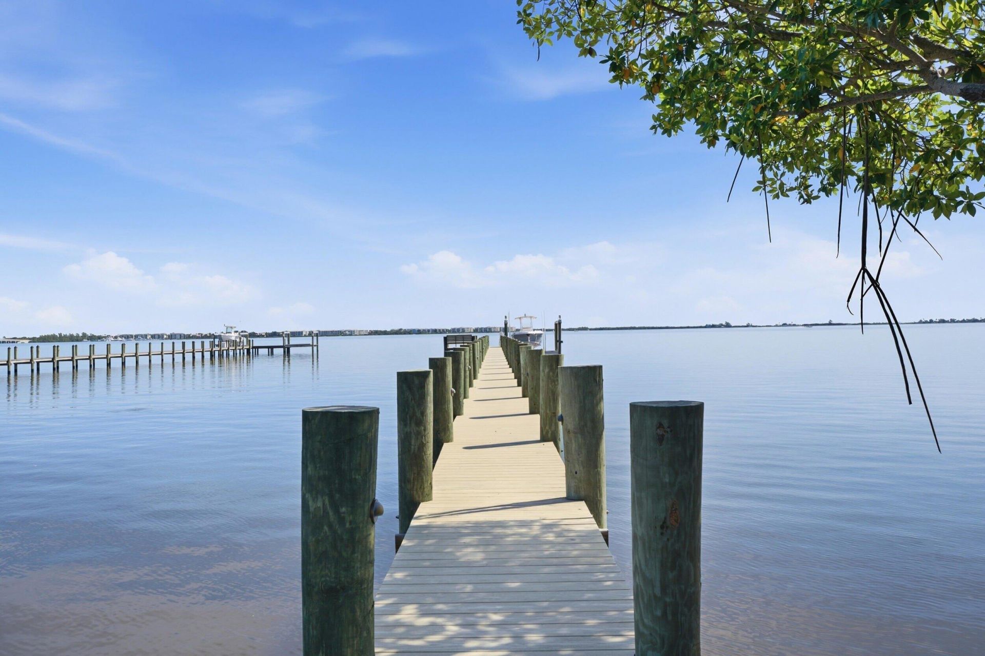 54 S Sewalls Point Road, Sewalls Point, FL 34996 Photo