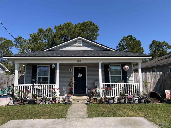 8838 Mary Fleming Dr, Pensacola, FL 32507