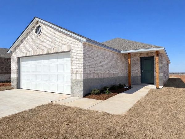 11905 NW 100th Street, Yukon, OK 73099