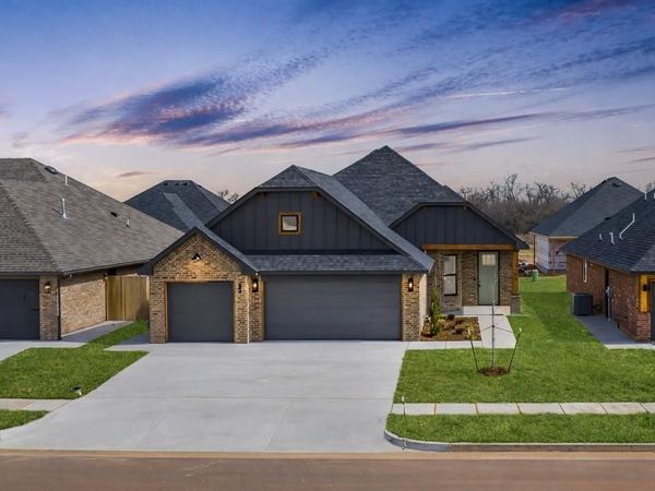 5104 Misty Wood Lane, Mustang, OK 73064