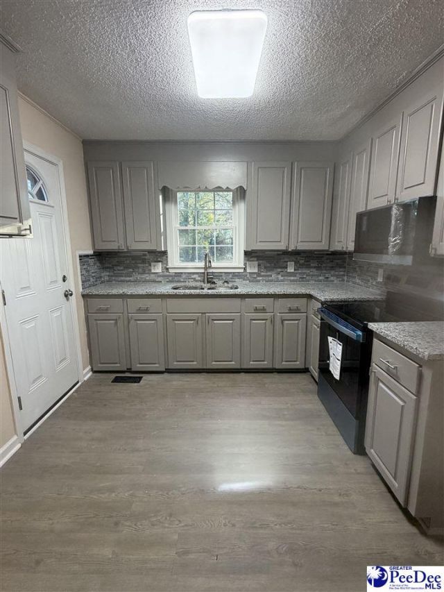 702 Crinoline Court Photo 4