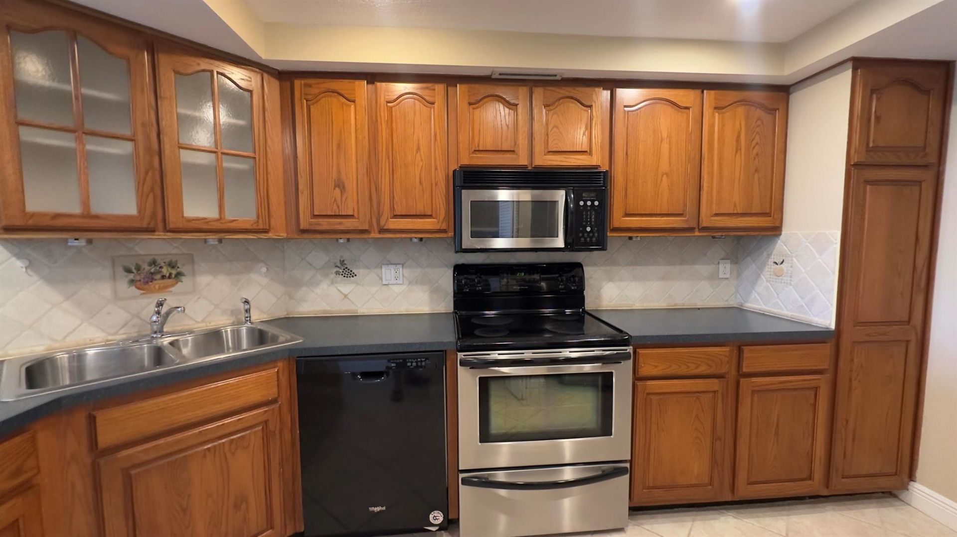 2425 Presidential Way, Unit 203, West Palm Beach, FL 33401 Photo