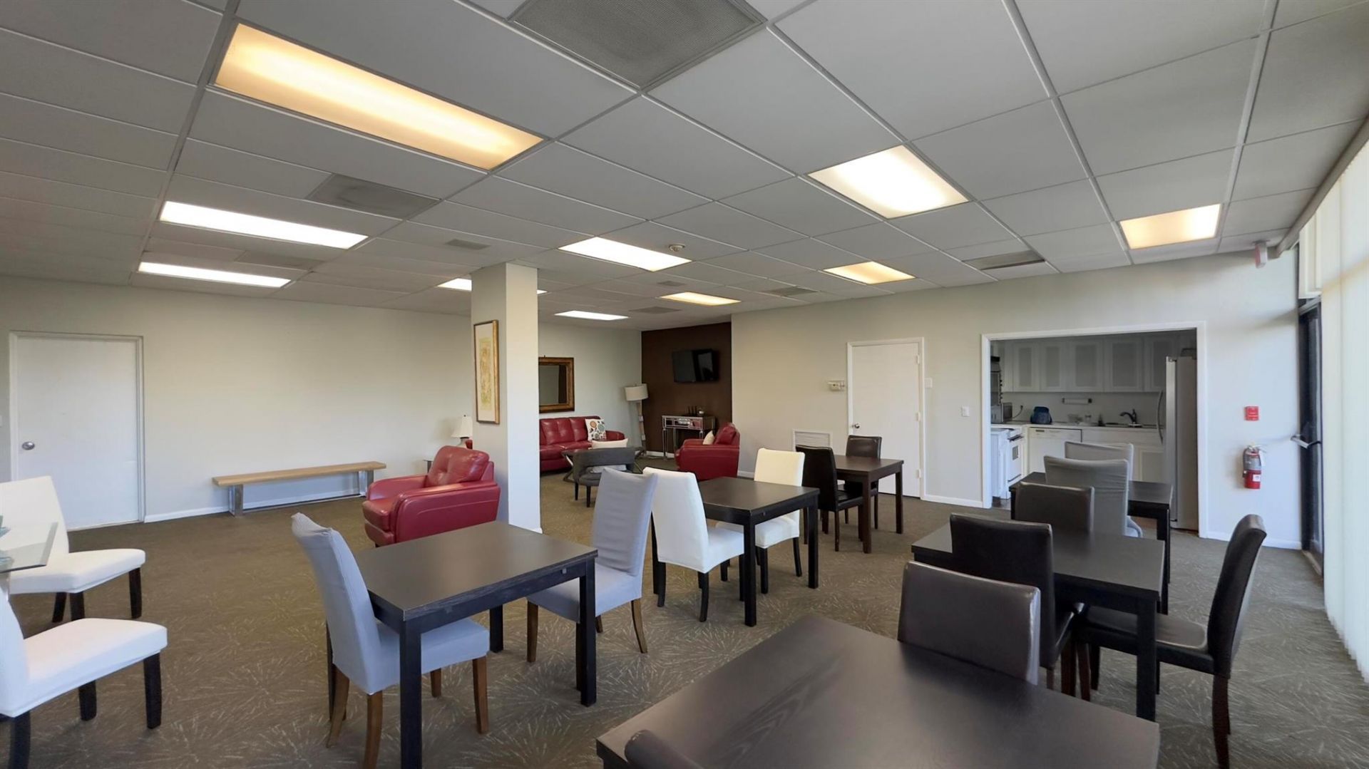 2425 Presidential Way, Unit 203, West Palm Beach, FL 33401 Photo