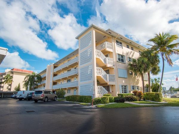 230 N Federal Highway, Unit 205, Deerfield Beach, FL 33441