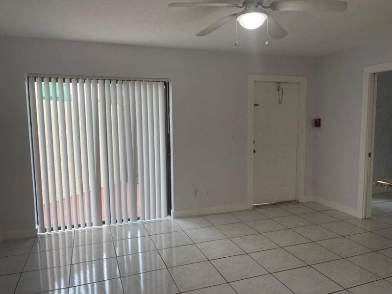 639 Executive Center Drive, Unit O-107, West Palm Beach, FL 33401 Photo