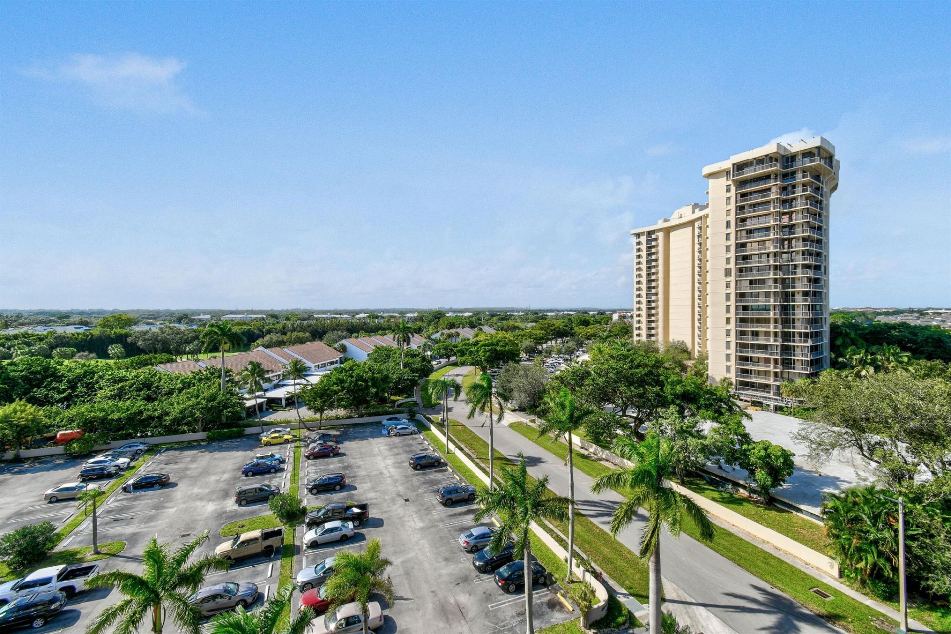 2425 Presidential Way, Unit 801, West Palm Beach, FL 33401 Photo