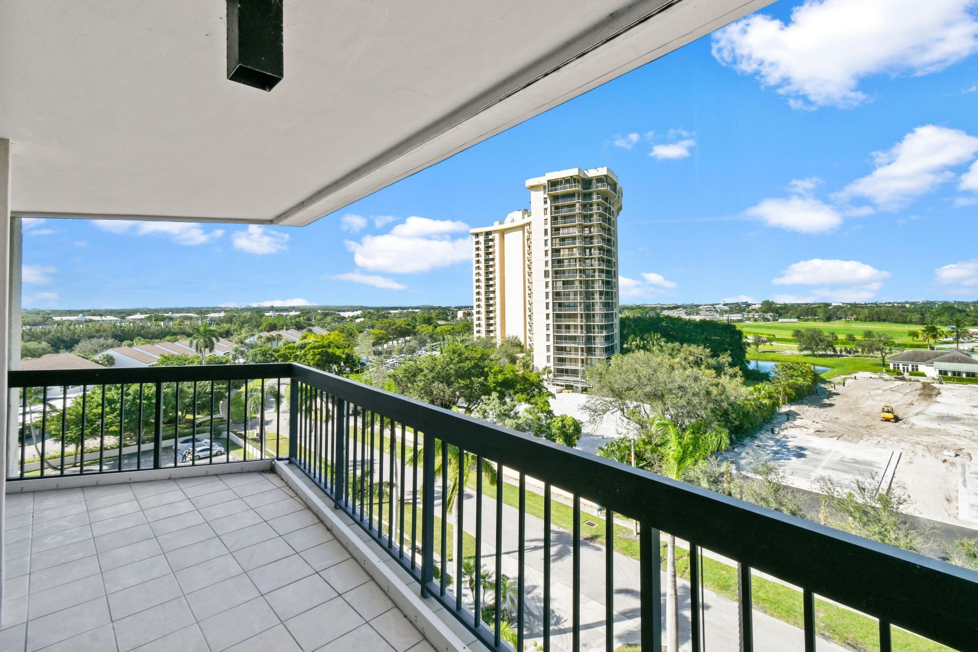 2425 Presidential Way, Unit 801, West Palm Beach, FL 33401 Photo
