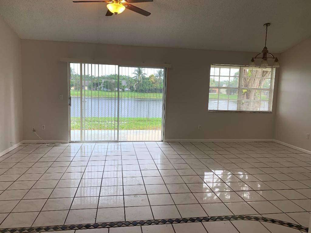 1824 Edgewater Drive, Boynton Beach, FL 33436 Photo