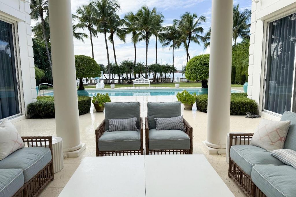 1494 N Lake Way, Palm Beach, FL 33480 Photo