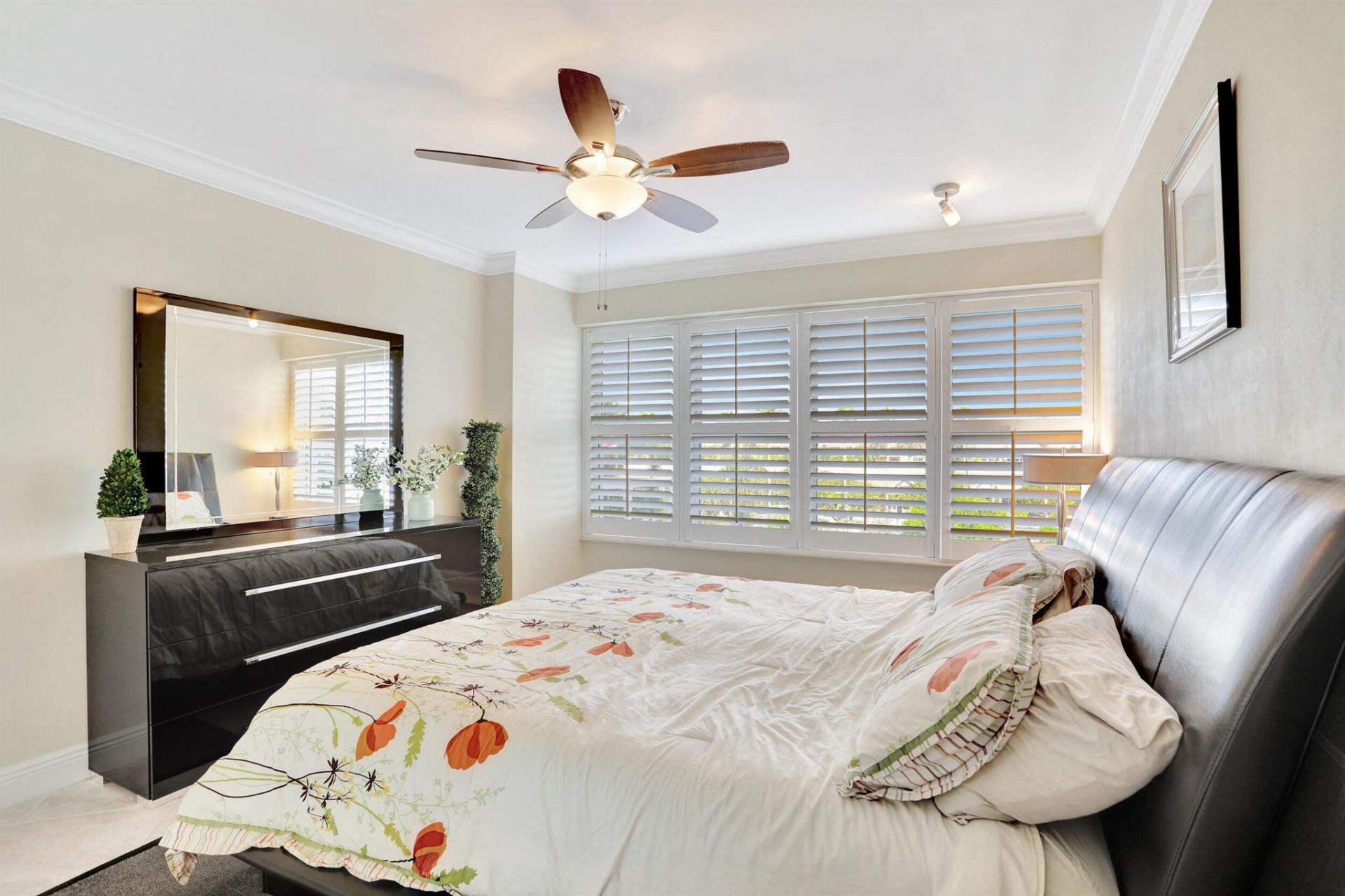 3700 Galt Ocean Drive, Unit 311, Fort Lauderdale, FL 33308 Photo