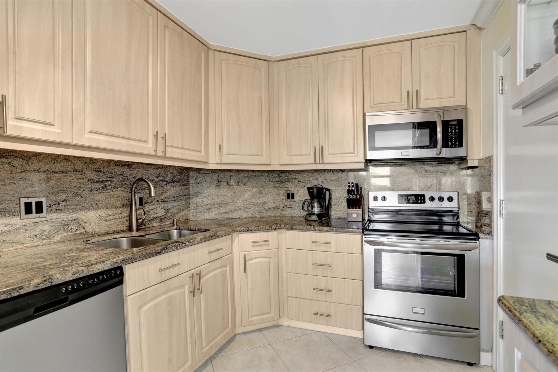 3700 Galt Ocean Drive, Unit 311, Fort Lauderdale, FL 33308 Photo