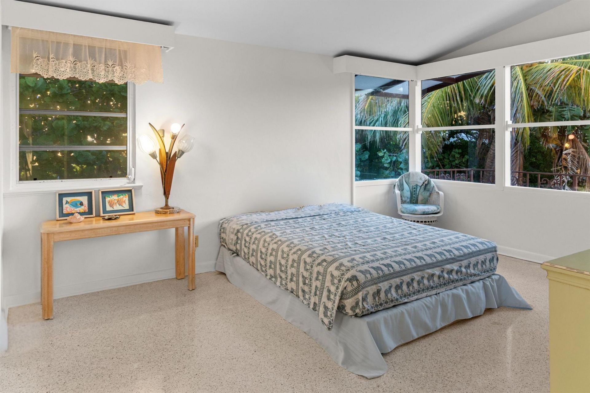 3490 S Ocean Boulevard, South Palm Beach, FL 33480 Photo