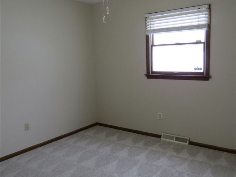 539 Fieldstone Dr., Amherst, OH 44001 Photo 24